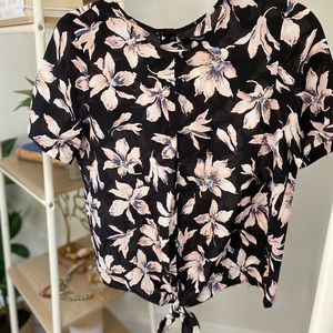 NWT Madewell front tie floral top